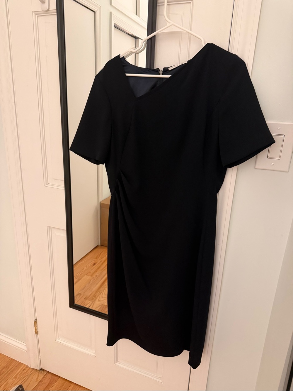 T Tahari Black Short-Sleeve Midi Sheath Dress